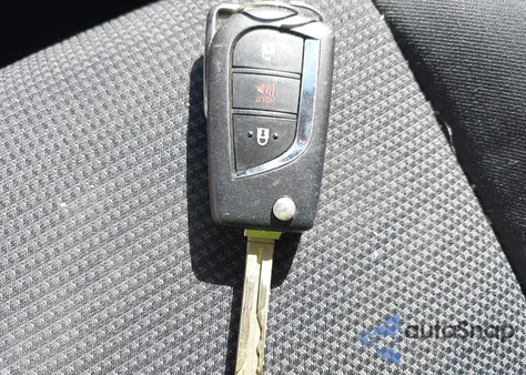 2019 Toyota Rav4 Le из США, поврежденный, VIN JTMF1RFV3KJ002983